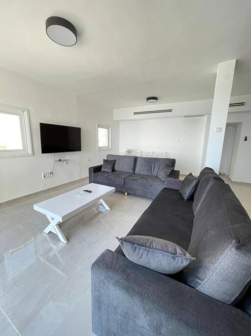 Onthesea Bat Yam Apartamento Exterior foto